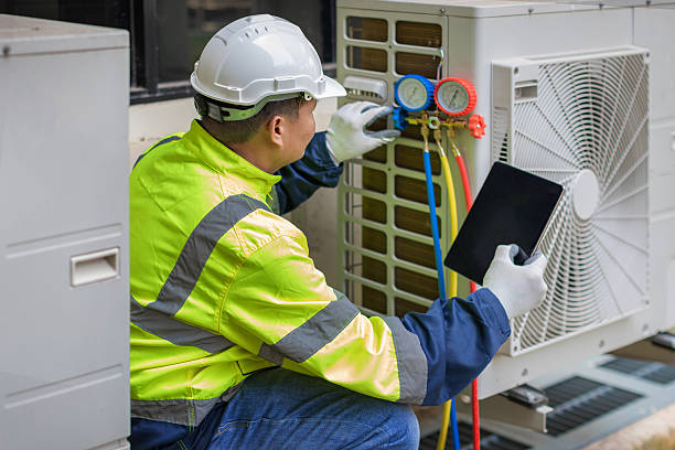 Professional Heat Pump Repair technician working in Pleasant Valley, VA